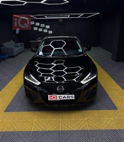 نيسان ماكسيما